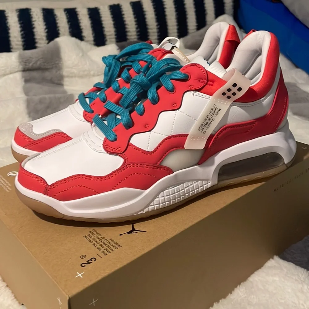 Jordan MA2 Chile Red/ White-Cyber Teal - Picture 1 of 6
